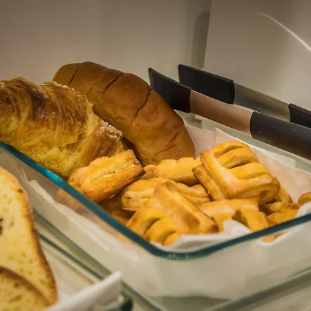 Bed & Breakfast Elegance 4*