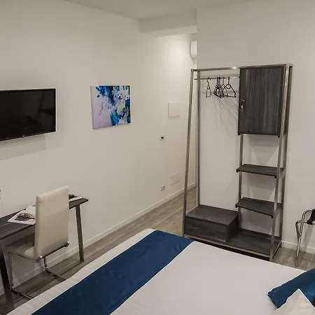 Elegance 4*