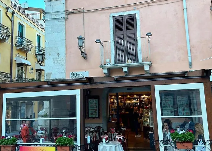 Bed and Breakfast Elegance Ταορμίνα