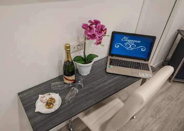 Elegance 4* Ταορμίνα