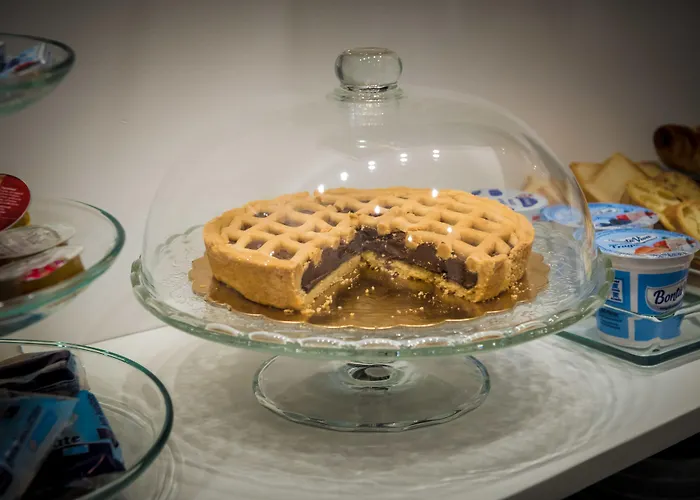 Elegance 住宿加早餐酒店 陶尔米纳