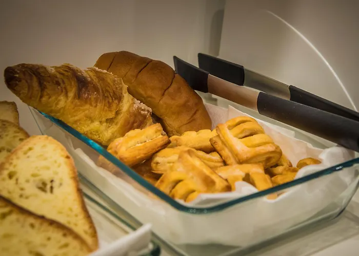 Bed and Breakfast Elegance 4*