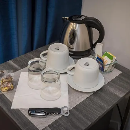 Bed & Breakfast Elegance 2*