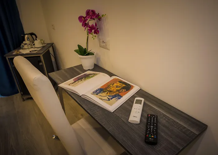 Elegance 住宿加早餐酒店